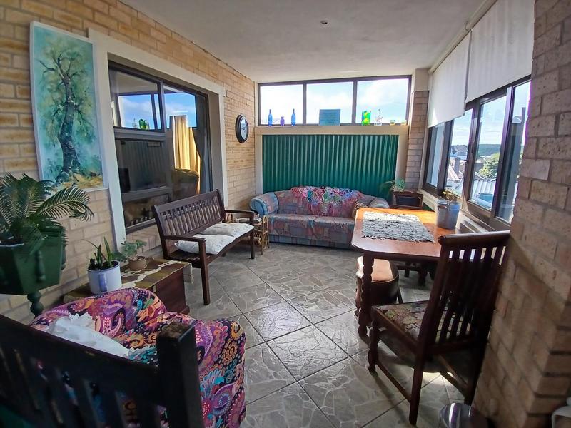 4 Bedroom Property for Sale in Stilbaai Wes Western Cape